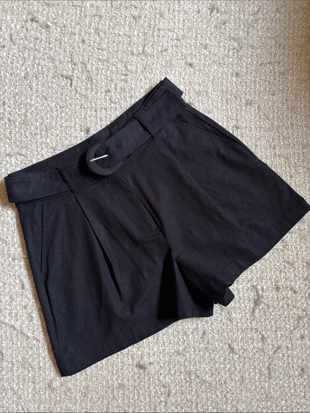 🍸 NWOT EXPRESS WOMENS SIZE 4 BLACK HIGH RISE BELTED LINEN SHORTS